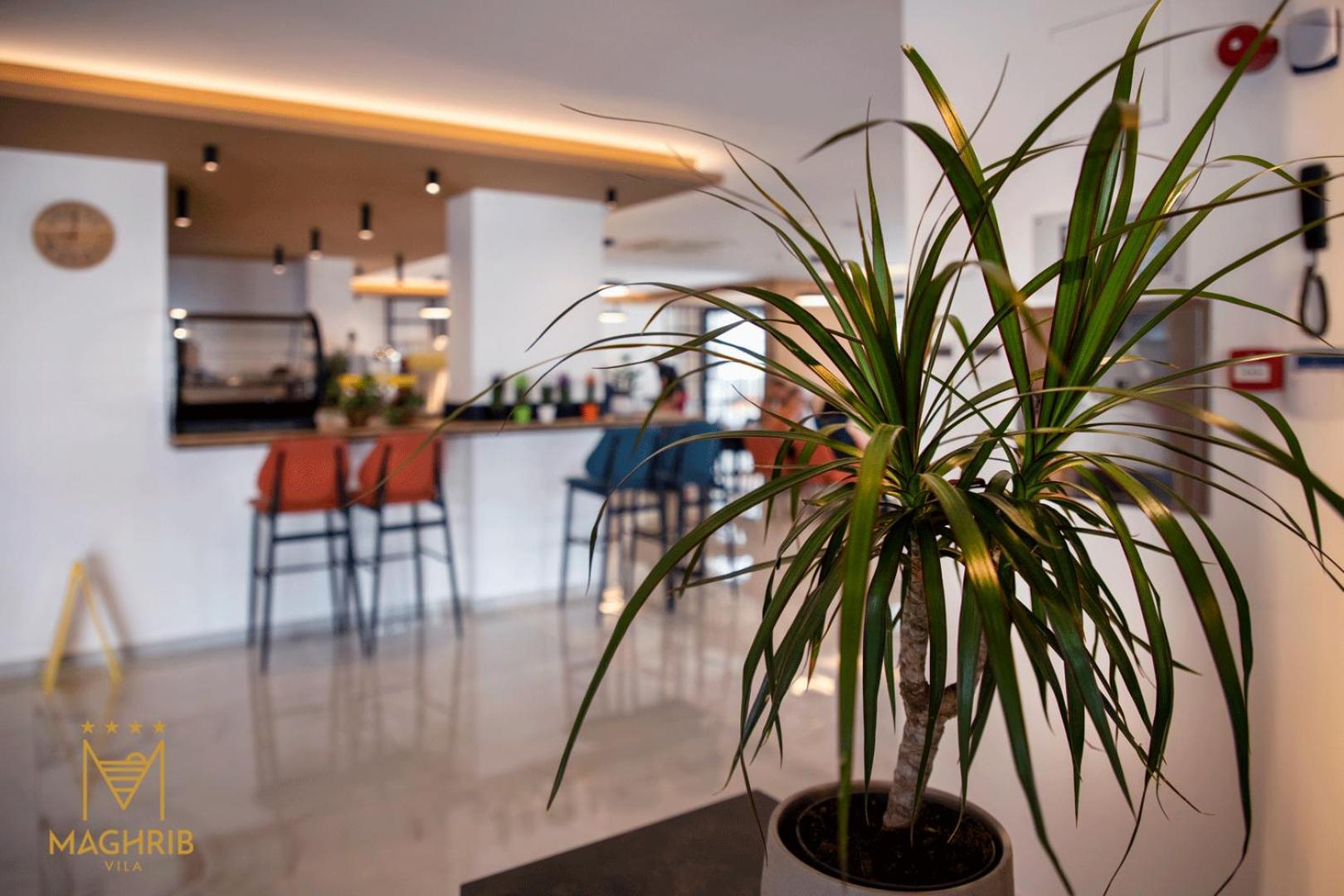 Maghrib Hotel Улцинь Екстер'єр фото
