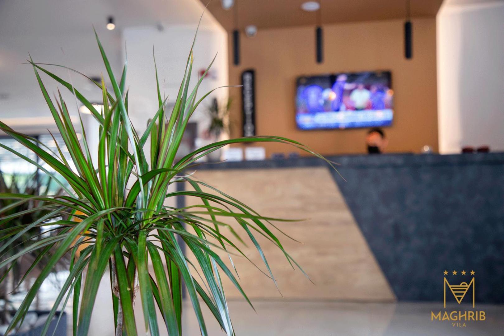 Maghrib Hotel Улцинь Екстер'єр фото