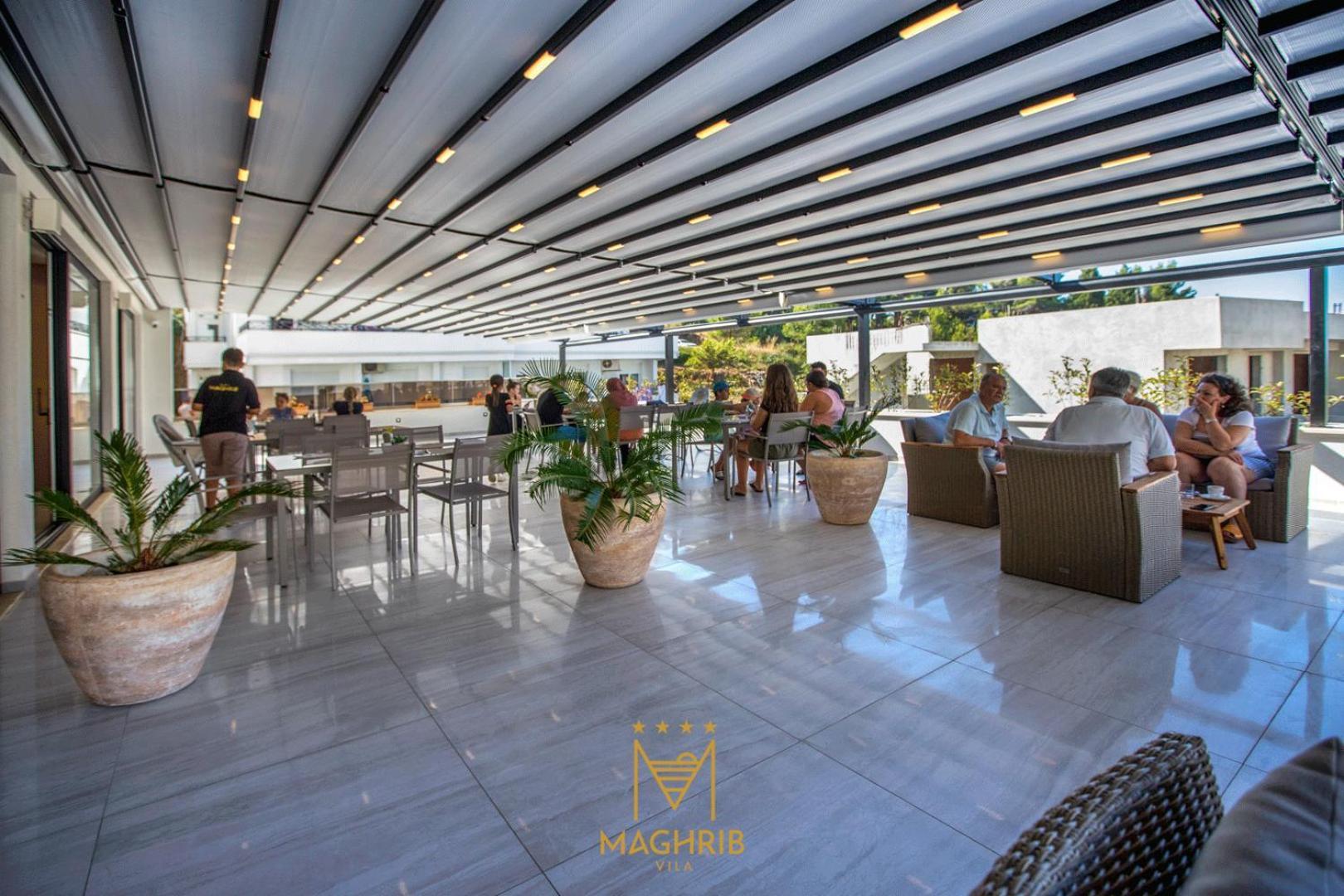 Maghrib Hotel Улцинь Екстер'єр фото