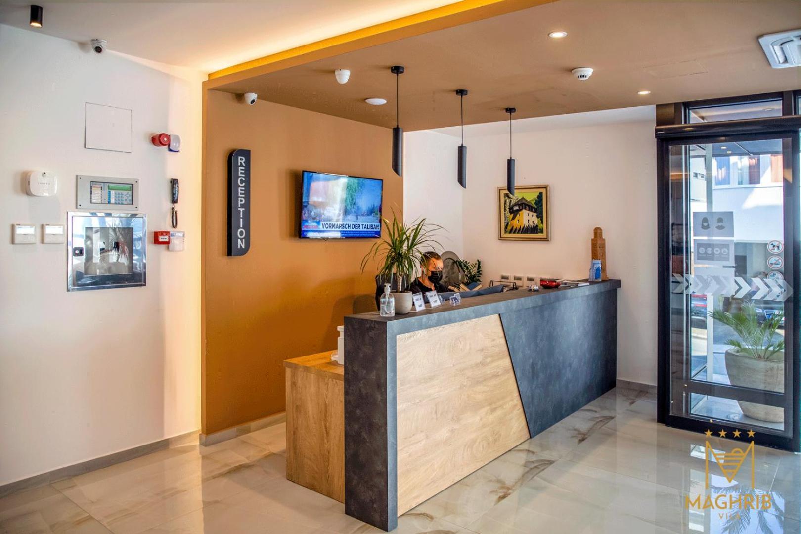 Maghrib Hotel Улцинь Екстер'єр фото